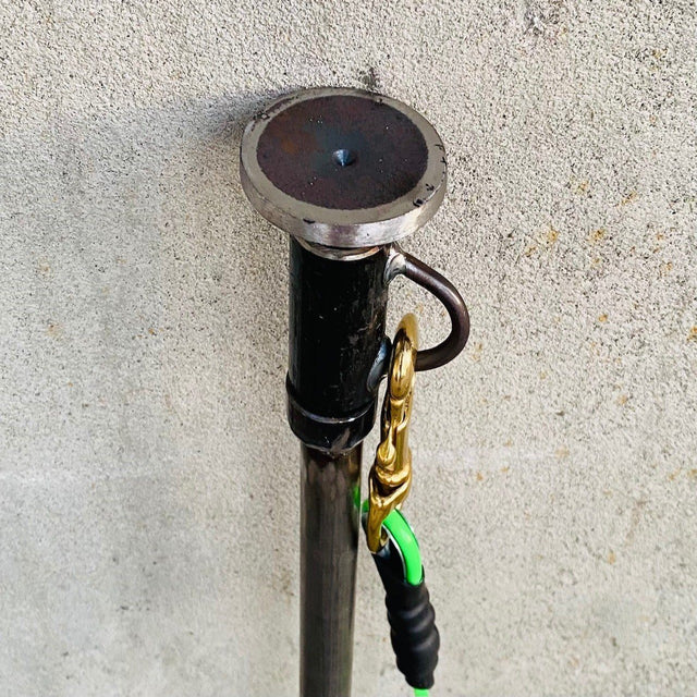 dogsRtreed TITAN TIE-OUT STAKE